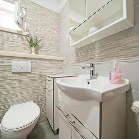 Apartment By The Sea Postira, Brac - 22162 Postira